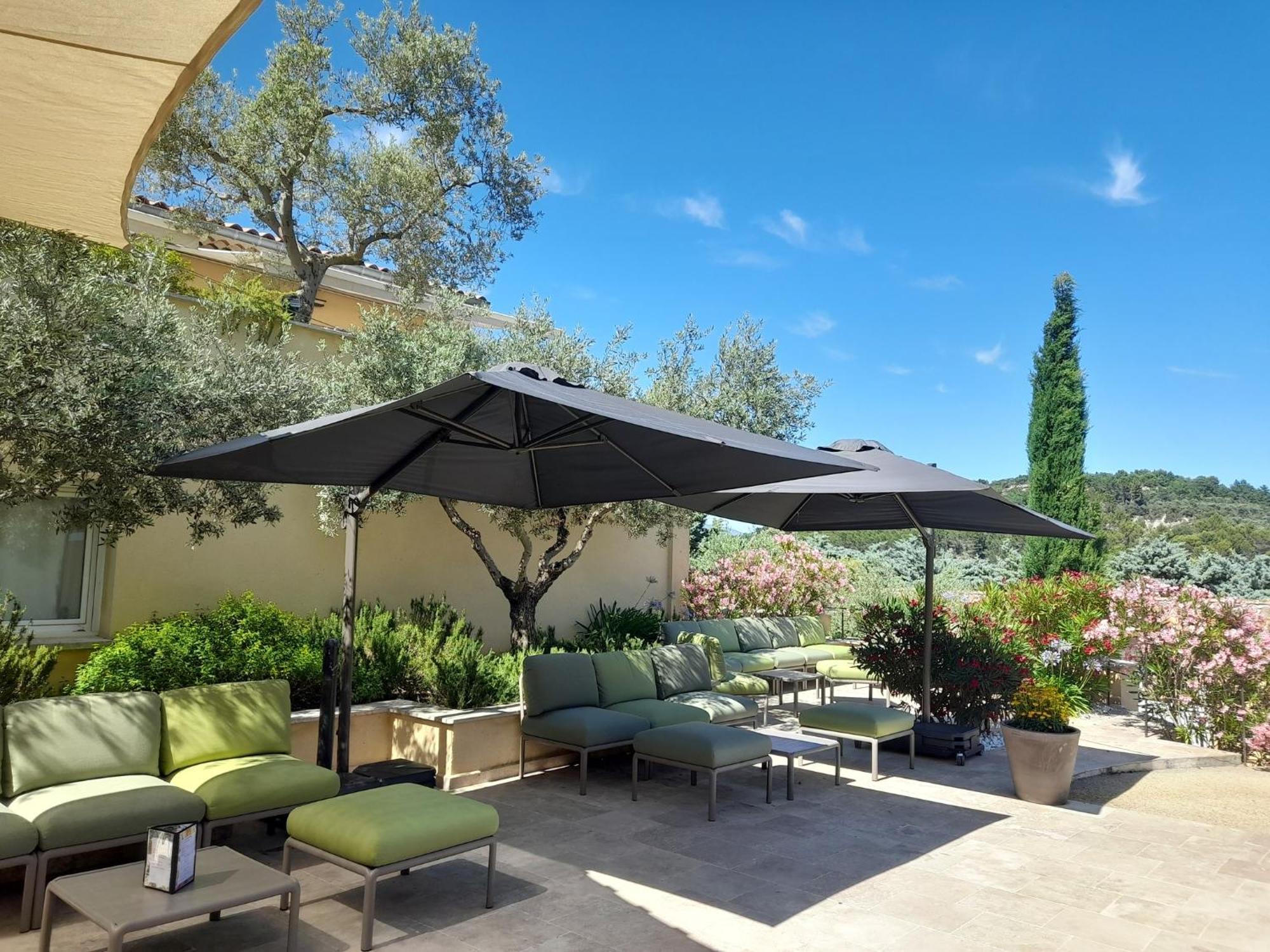 Clos Saint-Michel Resort & Spa Malaucene Bagian luar foto