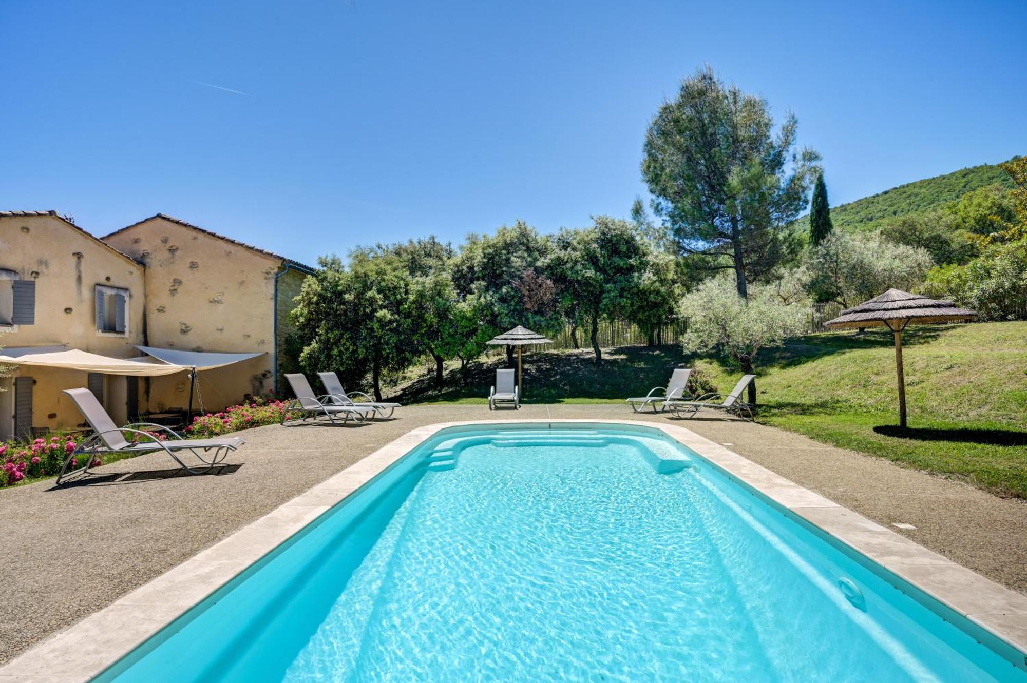 Clos Saint-Michel Resort & Spa Malaucene Bagian luar foto